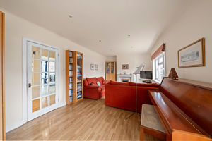 Photo 28- click for photo gallery